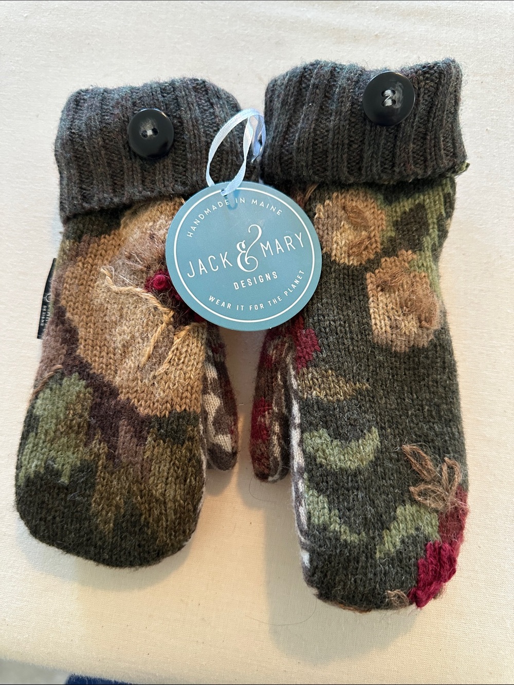 Kids Camouflage Knit Mittens in Green and Brown